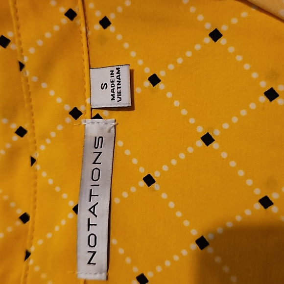 Women's yellow and black button up blouse. Size Small - Picture 7 of 8